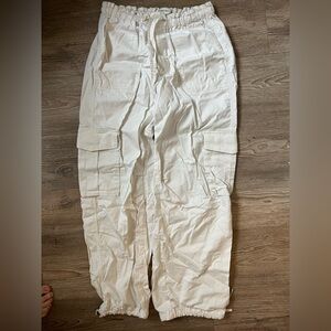 Abercrombie Cream Cargo Pants